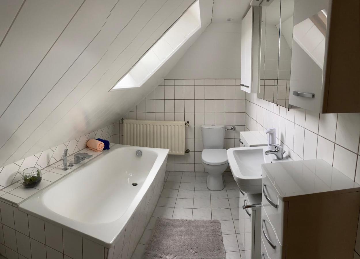 Ferienwohnung Zum Schloss Халбе Екстериор снимка