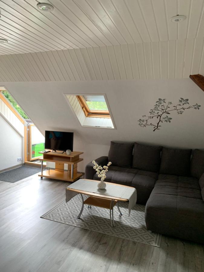 Ferienwohnung Zum Schloss Халбе Екстериор снимка